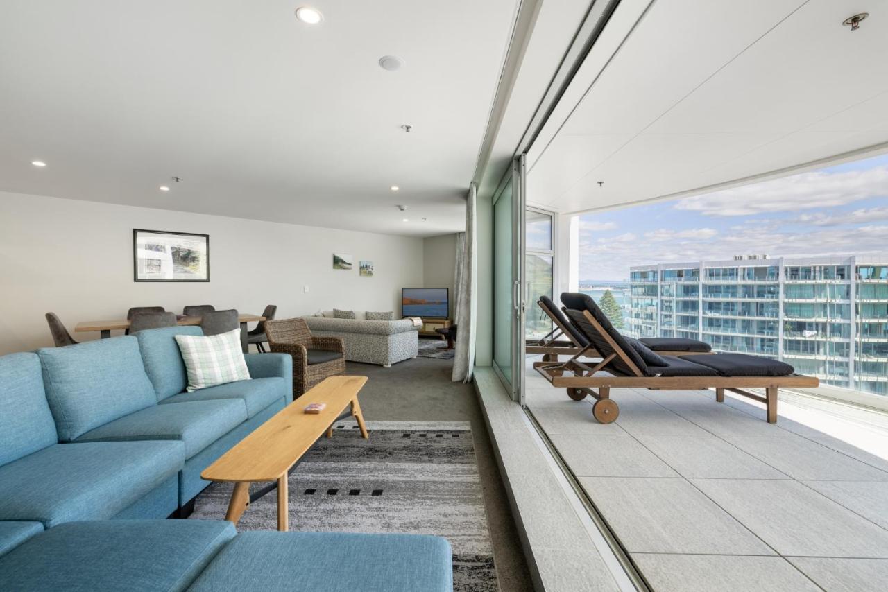 Oceanside Apartment With Iconic Views Mount Maunganui Eksteriør bilde